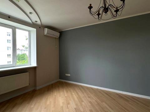 квартира за адресою Степана Бандери вул., 10Б