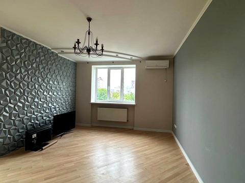 квартира за адресою Степана Бандери вул., 10Б