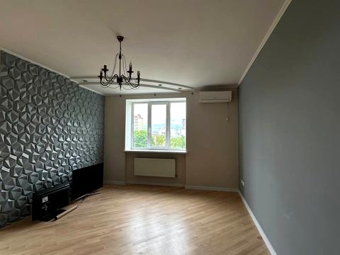 квартира за адресою Степана Бандери вул., 10Б