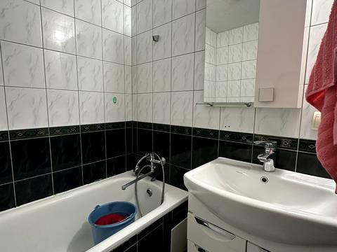 квартира по адресу Хоткевича ул., 28