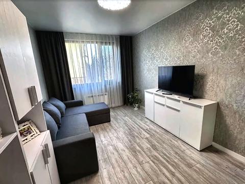 квартира за адресою Героїв 128-ї Бригади вул., 10