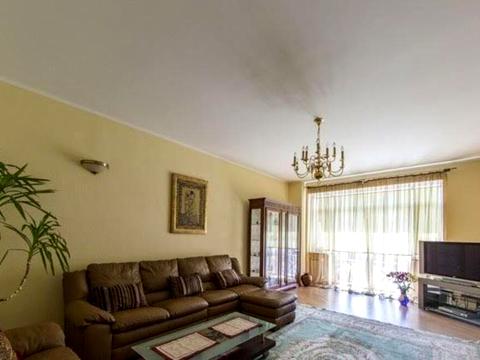 квартира за адресою Панаса Мирного вул., 12