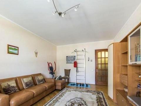 квартира за адресою Панаса Мирного вул., 12
