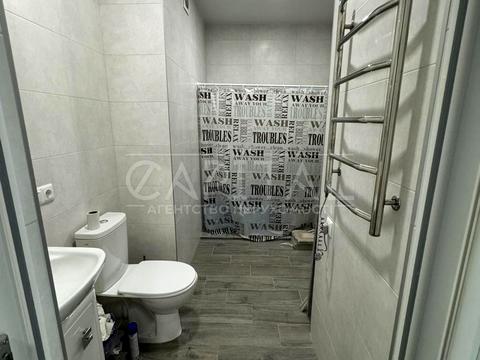 комерційна за адресою Зарічна вул., 2