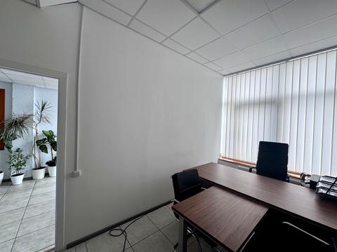 коммерческая по адресу Дмитрия Яворницкого просп. (Карла Маркса), 5