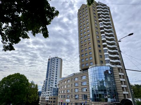 коммерческая по адресу Дмитрия Яворницкого просп. (Карла Маркса), 5