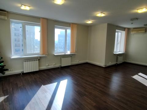 комерційна за адресою Микільсько-Слобідська вул., 2-Б