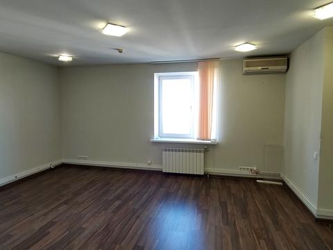 комерційна за адресою Микільсько-Слобідська вул., 2-Б
