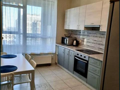 квартира за адресою Європейського Союзу просп. (Правди), 45-А