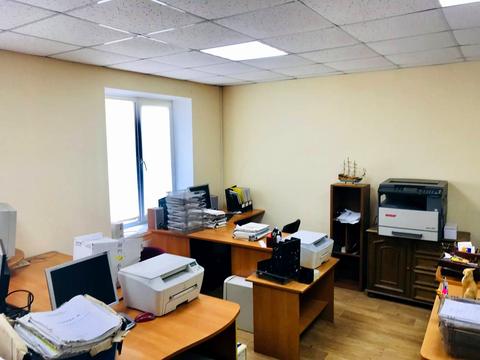 коммерческая по адресу Гайдамацкая ул. (Марфи Струтинської), 41