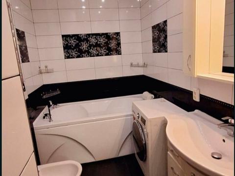 квартира за адресою Отакара Яроша пров., 12а