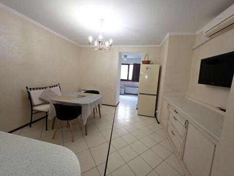 квартира за адресою Тополина вул., 26