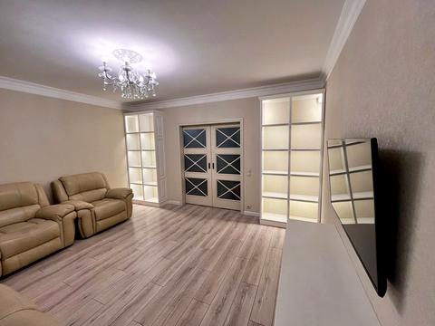 квартира за адресою Співдружності вул., 1
