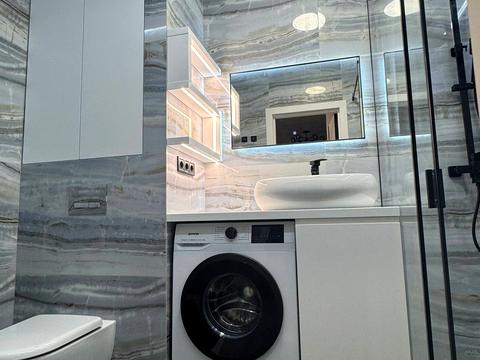квартира за адресою Космічна вул., 5