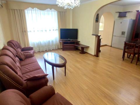 квартира за адресою Драгоманова вул., 44-А