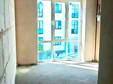 квартира по адресу Защитников ул., 11