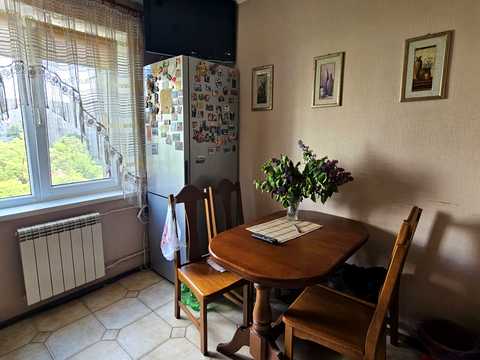 квартира за адресою Миколи Закревського вул., 27/2