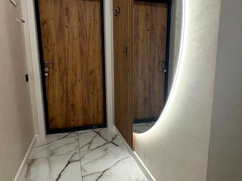 квартира за адресою Космічна вул., 5