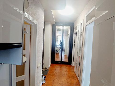 квартира за адресою Братська вул., 10