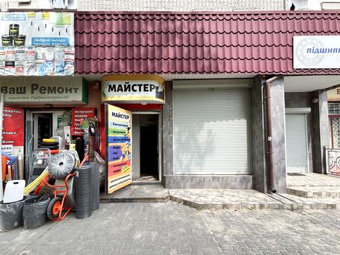 комерційна за адресою Андрея Шептицького вул., 1