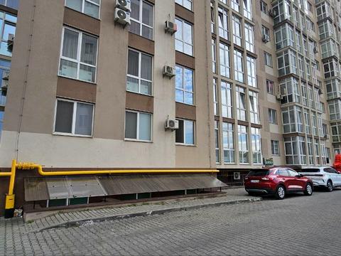 комерційна за адресою Василя Симоненка вул., 117