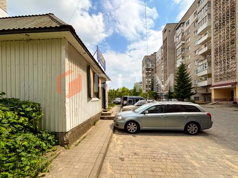 комерційна за адресою Андрея Шептицького вул., 1