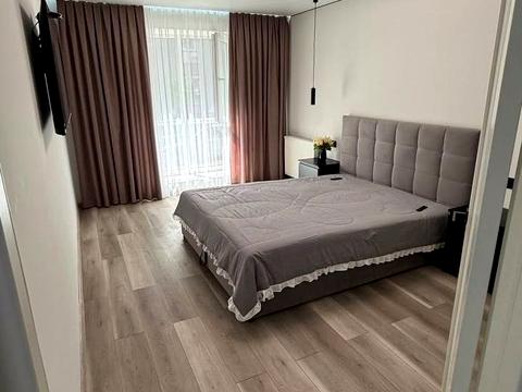 квартира за адресою Залізнична вул., 9