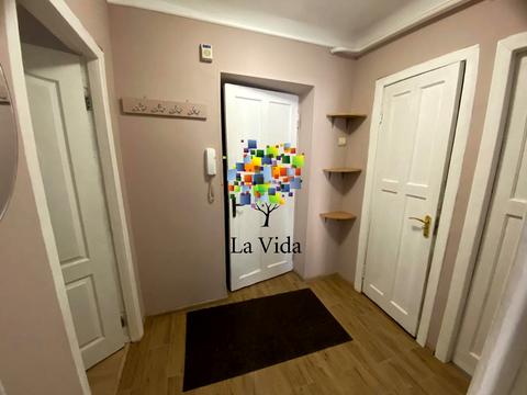 квартира за адресою Почайнинська вул., 64