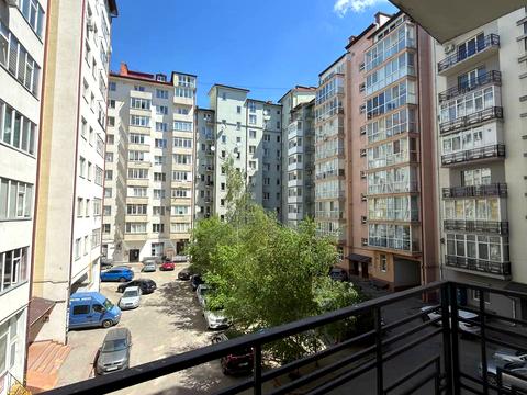 квартира за адресою Володимира Великого вул., 14