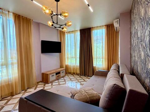 квартира за адресою Космічна вул., 5