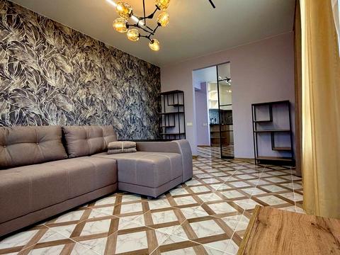 квартира за адресою Космічна вул., 5