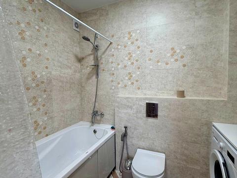 квартира за адресою Космічна вул., 5
