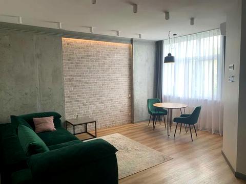 квартира за адресою Рея Бредбері вул., 2