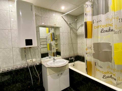 квартира за адресою Костянтинівська вул., 46-52