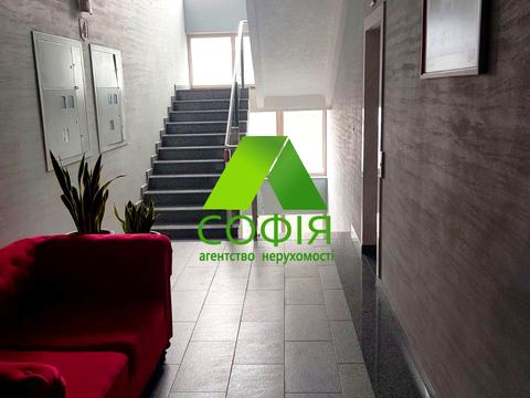 квартира за адресою Степана Бандери вул., (Будинок)