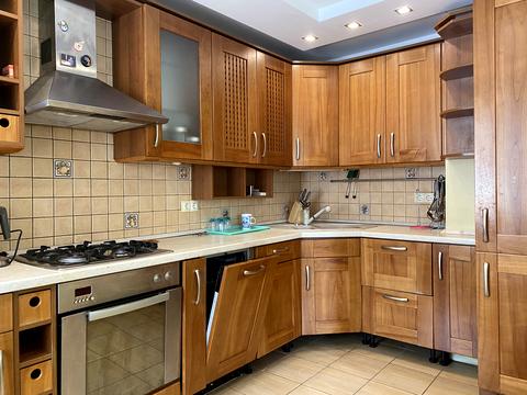 квартира за адресою Введенська вул., 26