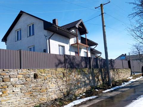 будинок за адресою с. Мишковичі, Лесі Українки