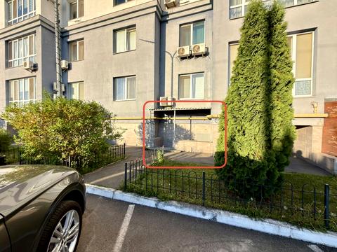 комерційна за адресою Миру вул., 23