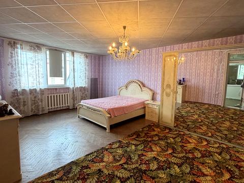 будинок за адресою Петра Івахненка вул. (Спорітінська вулиця, Бадаєва), 6