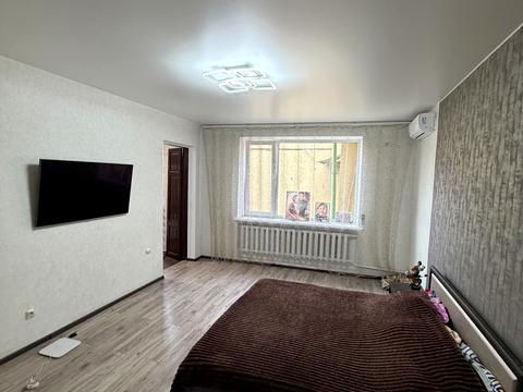 будинок за адресою Петра Івахненка вул. (Спорітінська вулиця, Бадаєва), 6
