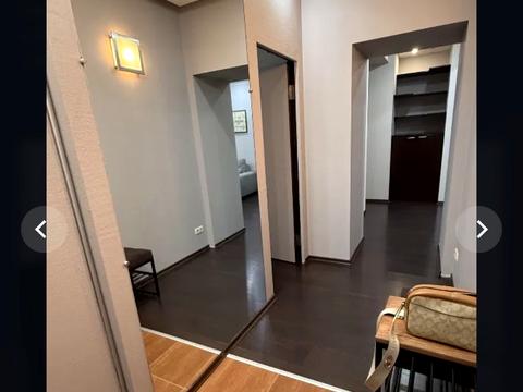 квартира за адресою Кучеревського бульв., 1