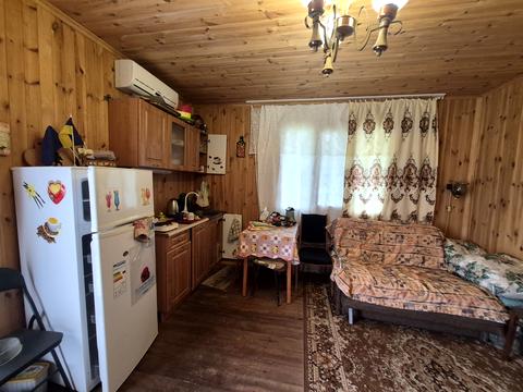 будинок за адресою Травнева