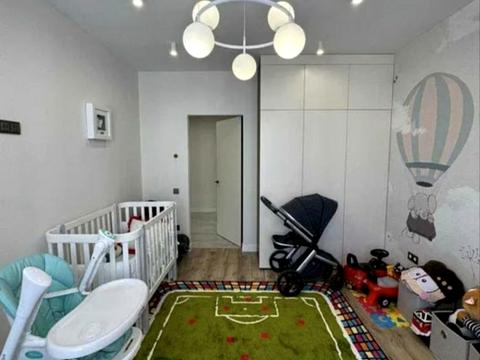 квартира за адресою Олександра Довженка вул., 21а