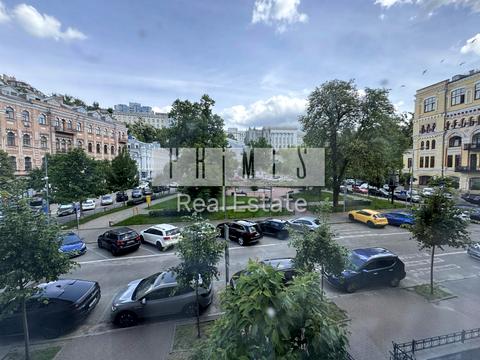 комерційна за адресою Богдана Ступки вул. (Станіславського), 3