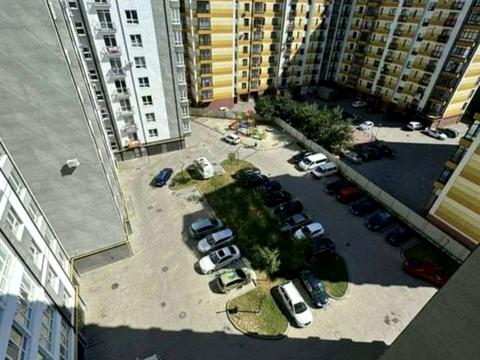 квартира за адресою Олександра Довженка вул., 21а