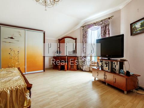 будинок за адресою с. Старі Петрівці, виноградний провулок