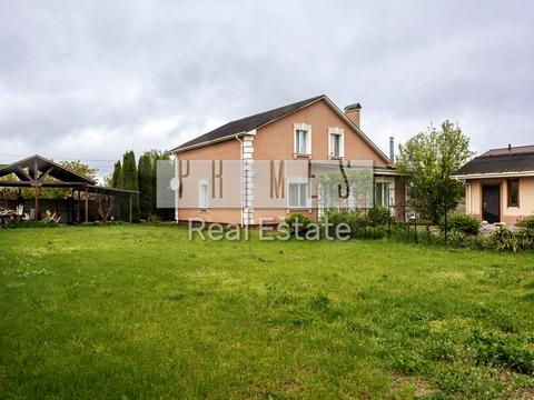 будинок за адресою с. Старі Петрівці, виноградний провулок