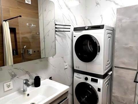 квартира за адресою Університетська вул., 17-А