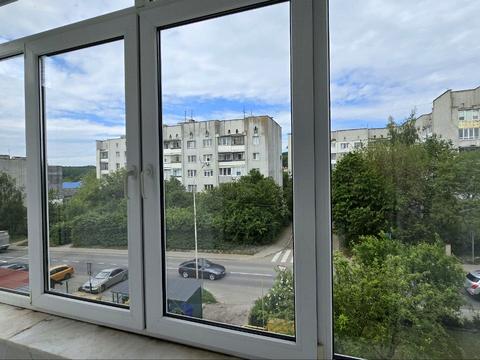 квартира за адресою Володимира Івасюка вул., 42а