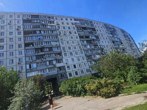 квартира за адресою Андрія Малишка вул., 3